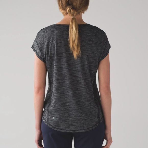 Lululemon Lost in Pace Short Sleeve - Picture 2 of 4